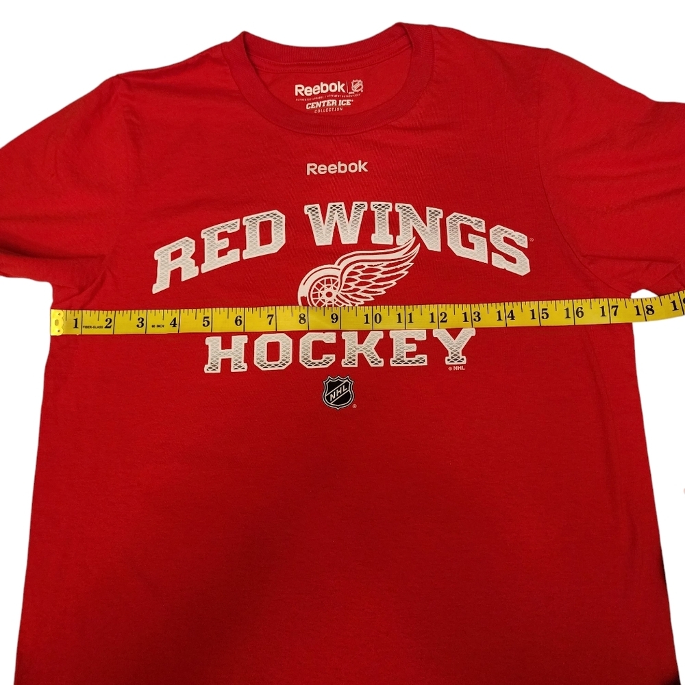 Red Wings Hockey Reebok Red T-shirt S - Picture 4 of 6